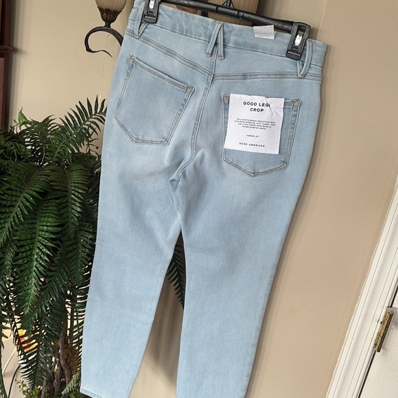 NWT Good American Good Legs Crop Button Fly Skinny Jeans Stretch Sculpting Light - Picture 13 of 16